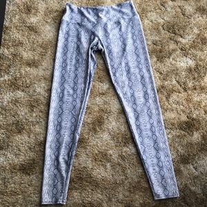 Onzie Yoga Leggings